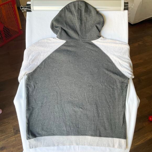 Men’s Long Sleeve Hoodie size L, Gray, With Hand Warmer, Jenness Park California - Picture 9 of 9